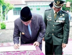 Pjs Bupati Batanghari Ziarah Ke-Makam Pahlawan Ksatria Bhakti di Kelurahan Sridadi