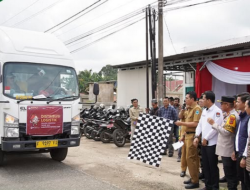 Bupati Fadhil Arief Hadiri Pelepasan Keberangkatan Logistik Pilkada 2024